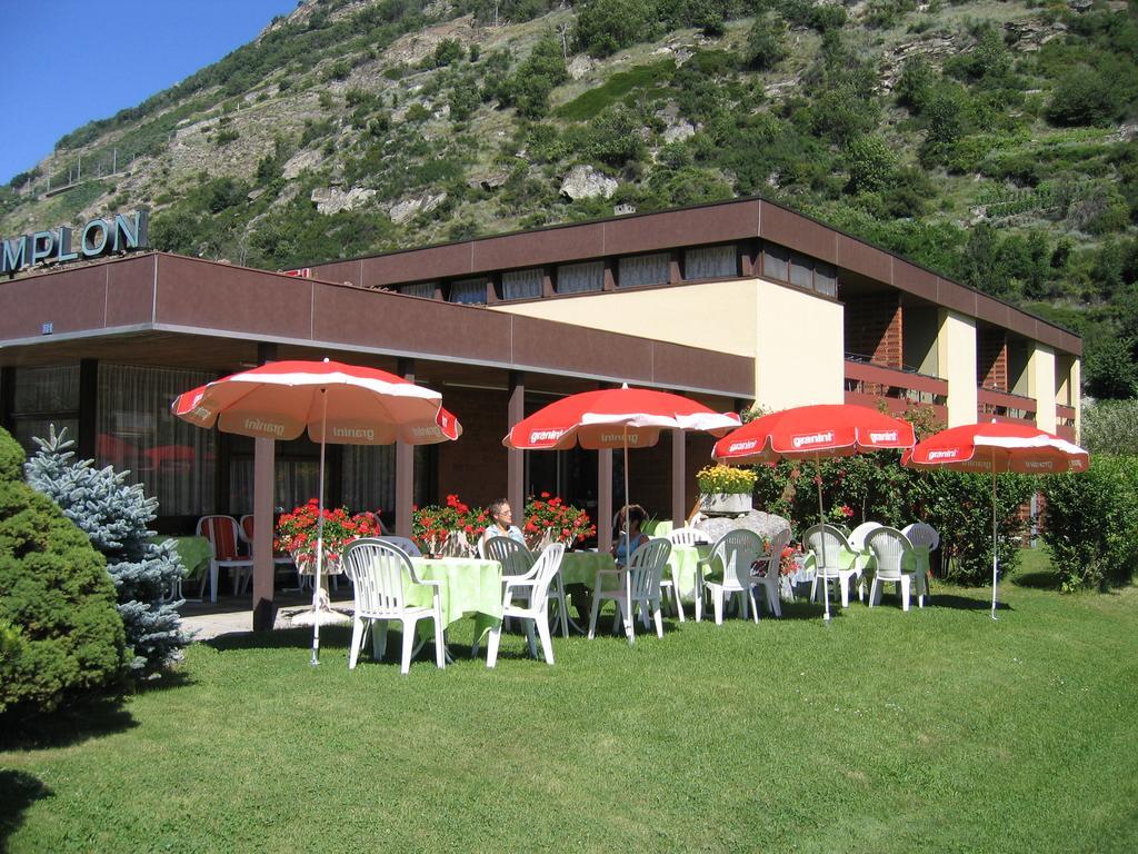 Hotel Garni Simplon Brigerbad Екстер'єр фото