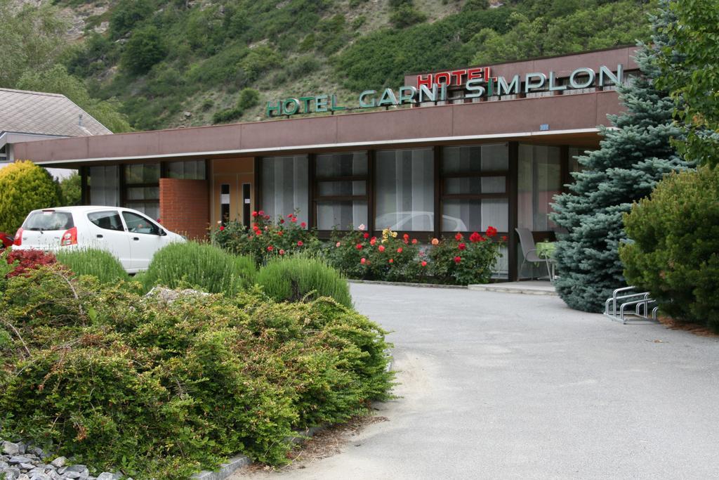 Hotel Garni Simplon Brigerbad Екстер'єр фото